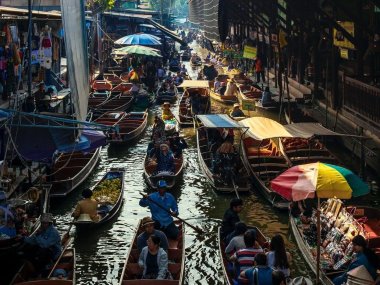 Damnoen Saduak, Maeklong & Dragon Temple Day Trip – Thailand