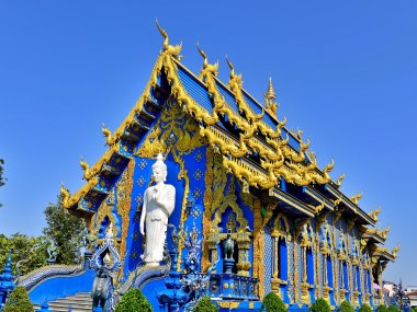 Chiang Rai Temples & Golden Triangle Day Trip