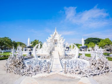 Chiang Rai Temples & Golden Triangle Day Trip