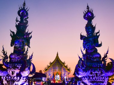 Chiang Rai Temples & Golden Triangle Day Trip