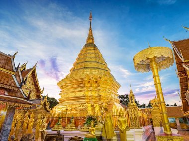 Doi Suthep Sunrise Tour with Monks – Chiang Mai