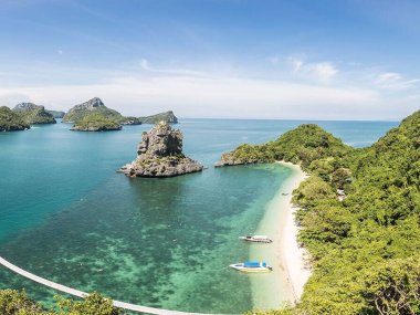 Ang Thong Marine Park Day Trip – Kayaking & Emerald Lake Thailand