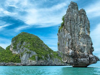 Ang Thong Marine Park Day Trip – Kayaking & Emerald Lake Thailand