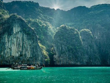 Phi Phi Islands & Maya Bay Day Trip
