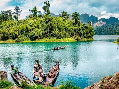 Khao Sok Lake Day Trip – Cheow Lan Lake Thailand