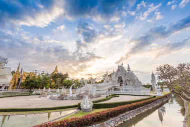 Chiang Rai Temples & Golden Triangle Day Trip