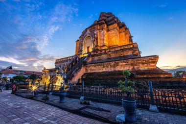 Découverte de Chiang Mai avec guide francophone ( temples et marché )