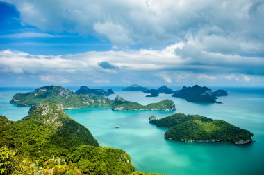 Ang Thong Marine Park Day Trip – Kayaking & Emerald Lake Thailand