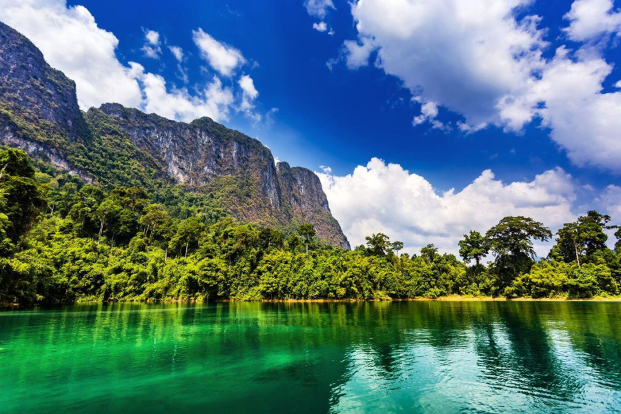 Khao Sok Lake Day Trip – Cheow Lan Lake Thailand
