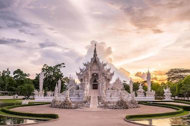 Experiences and tours in Chiang Rai, Temples and Mountains